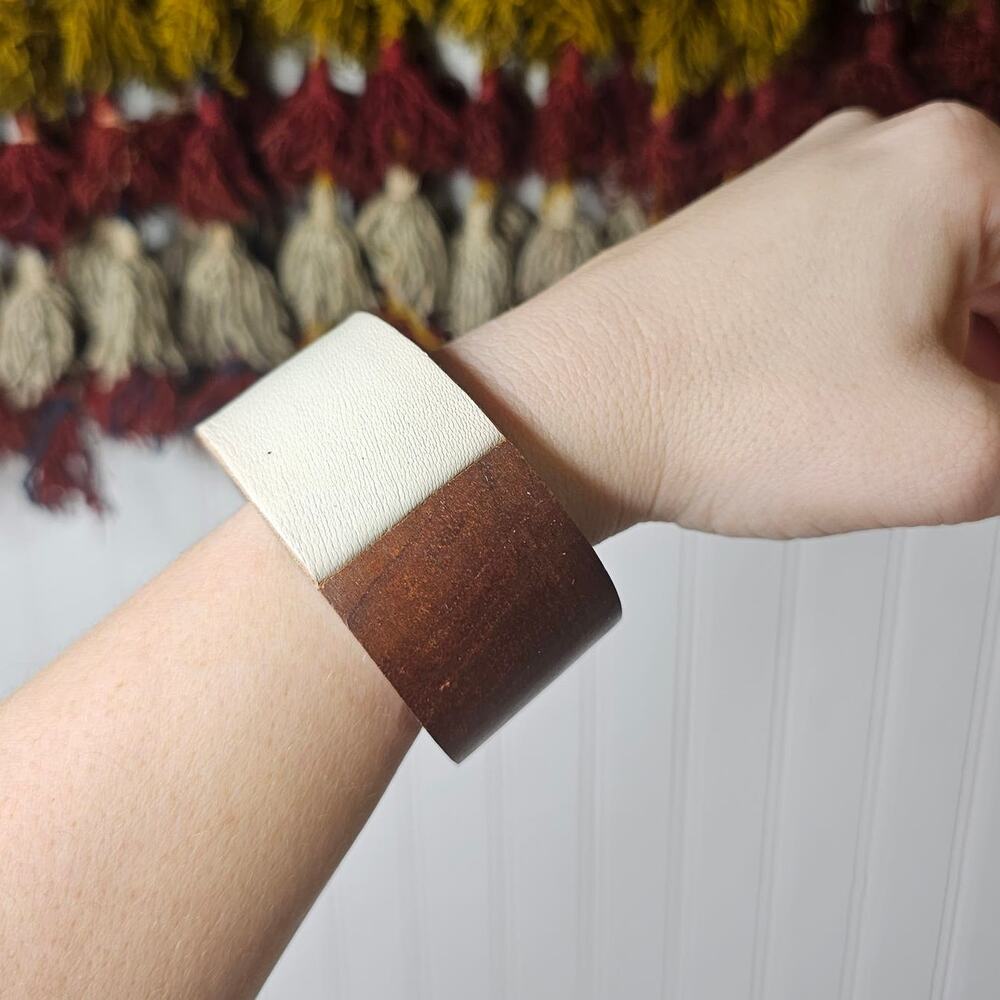 Raven + Lily Neha Wooden Cuff Bracelet Leather Accent Boho Hippie Eggshell 1